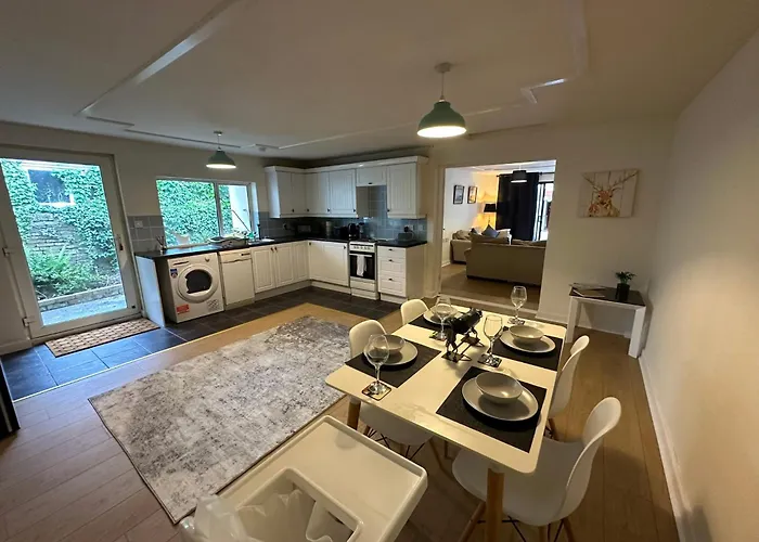 1 Bed Annex With Extra Sofa Bed Ideal For Families And Business Guests